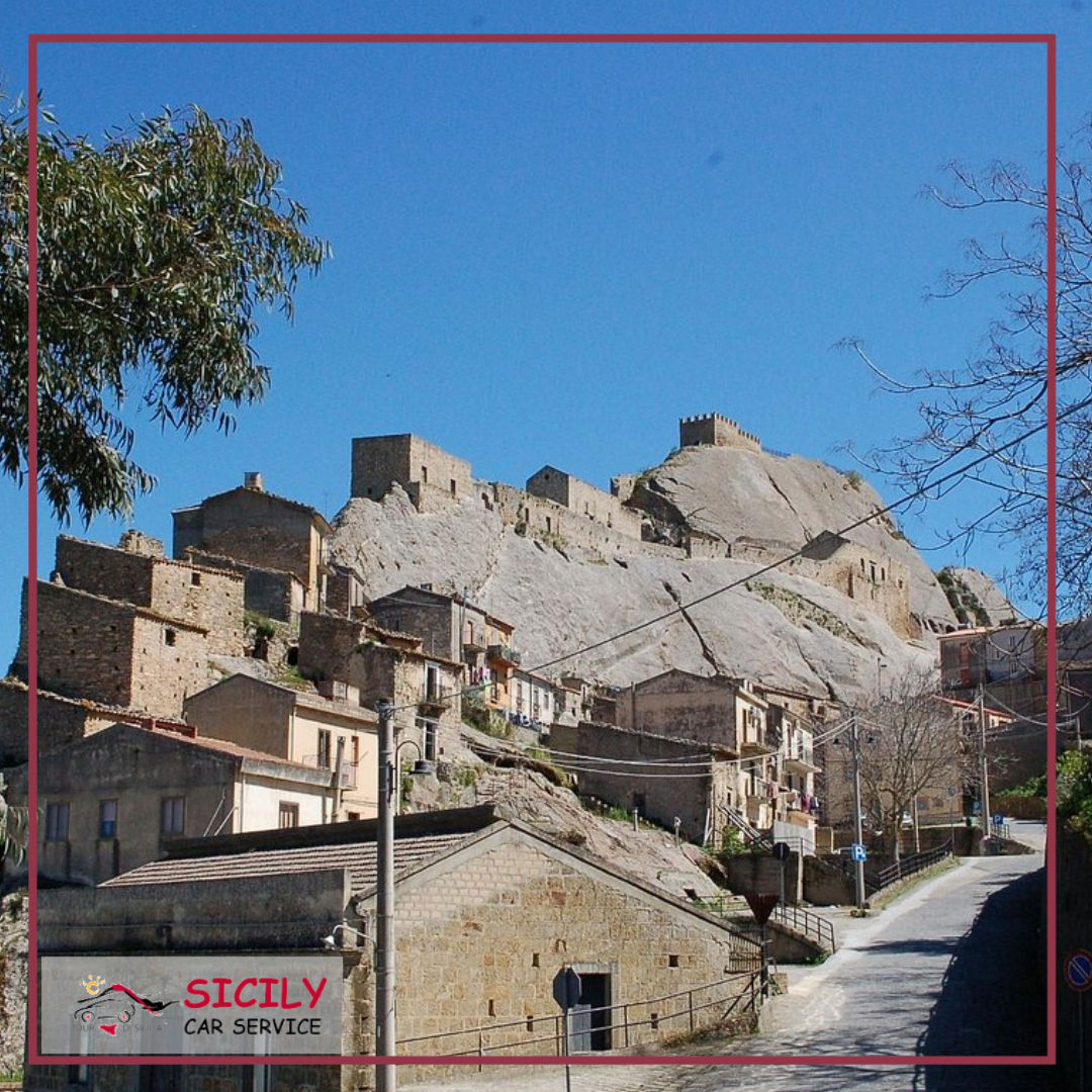Sperlinga: Un Salto nel Passato tra Rocce e Leggende